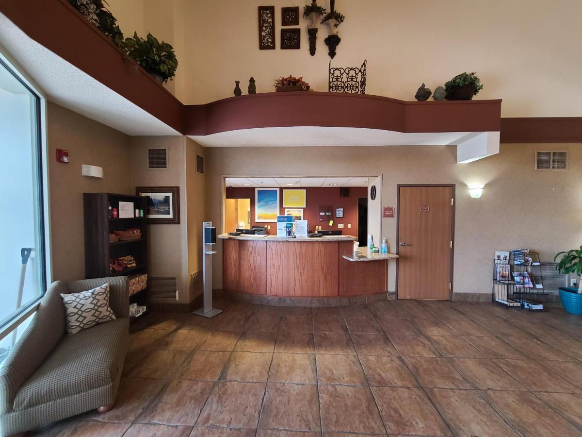 Quality Inn & Suites Wellington - Fort Collins Extérieur photo