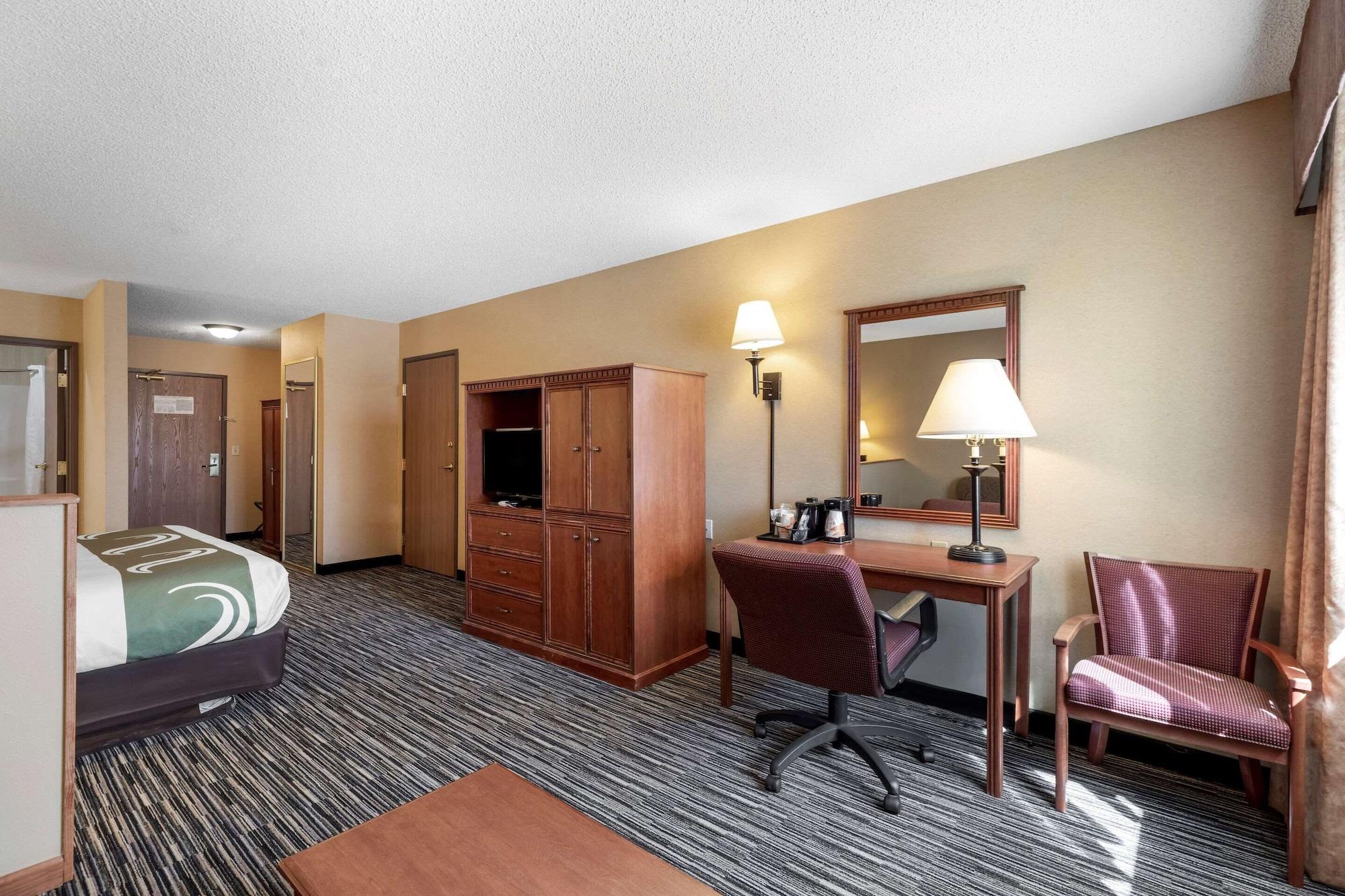 Quality Inn & Suites Wellington - Fort Collins Extérieur photo