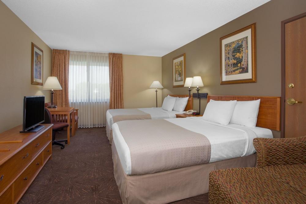 Quality Inn & Suites Wellington - Fort Collins Extérieur photo